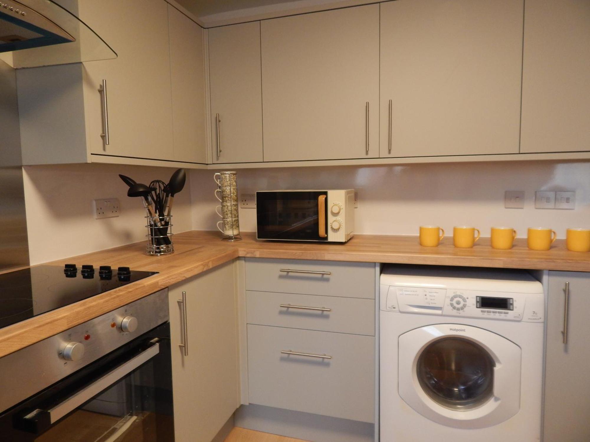 Modern, Well Located En-Suite Rooms With Parking - Orbitat Accommodations CBG Eksteriør bilde